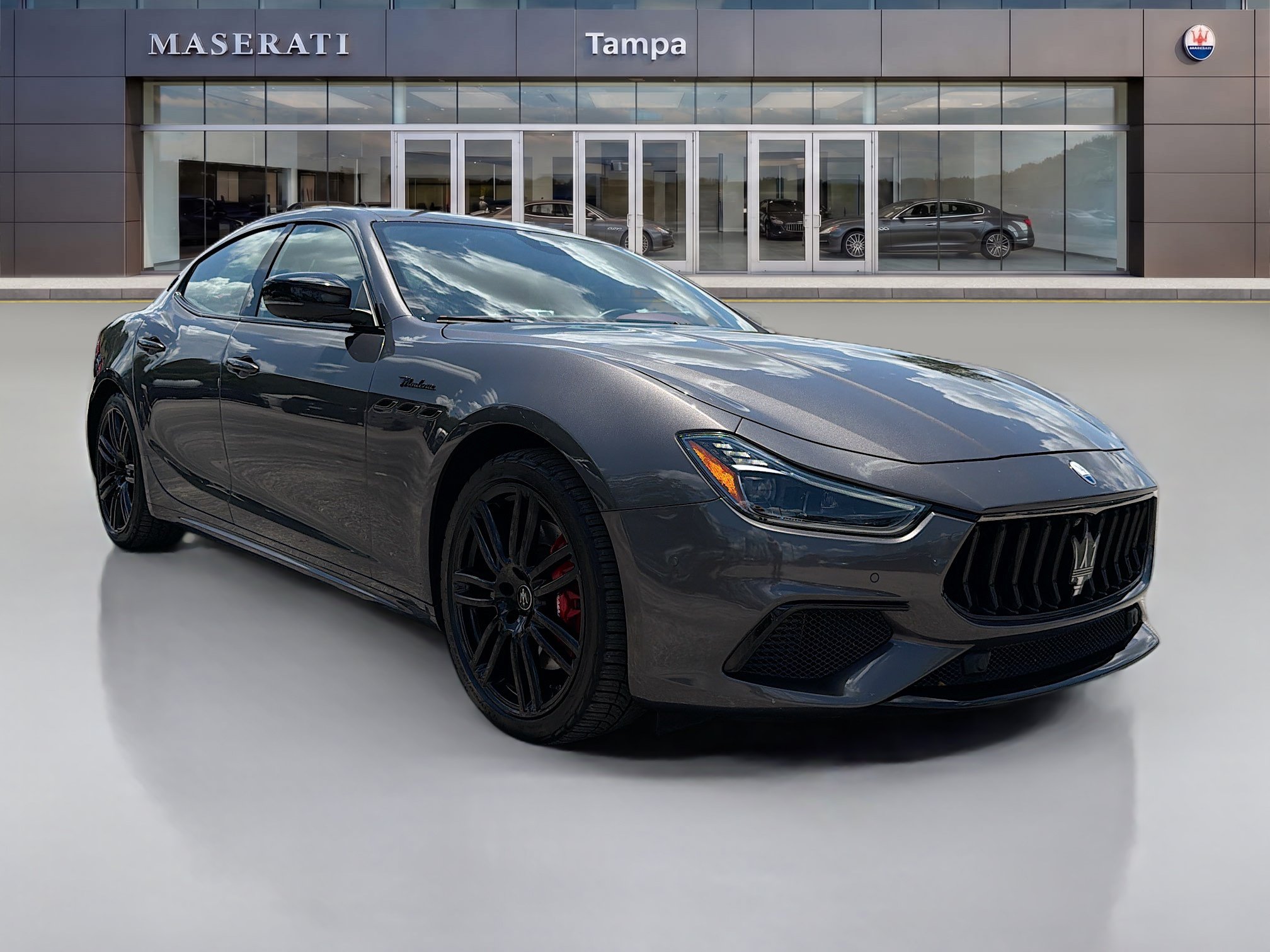 Used 2023 Maserati Ghibli Modena RWD image 1