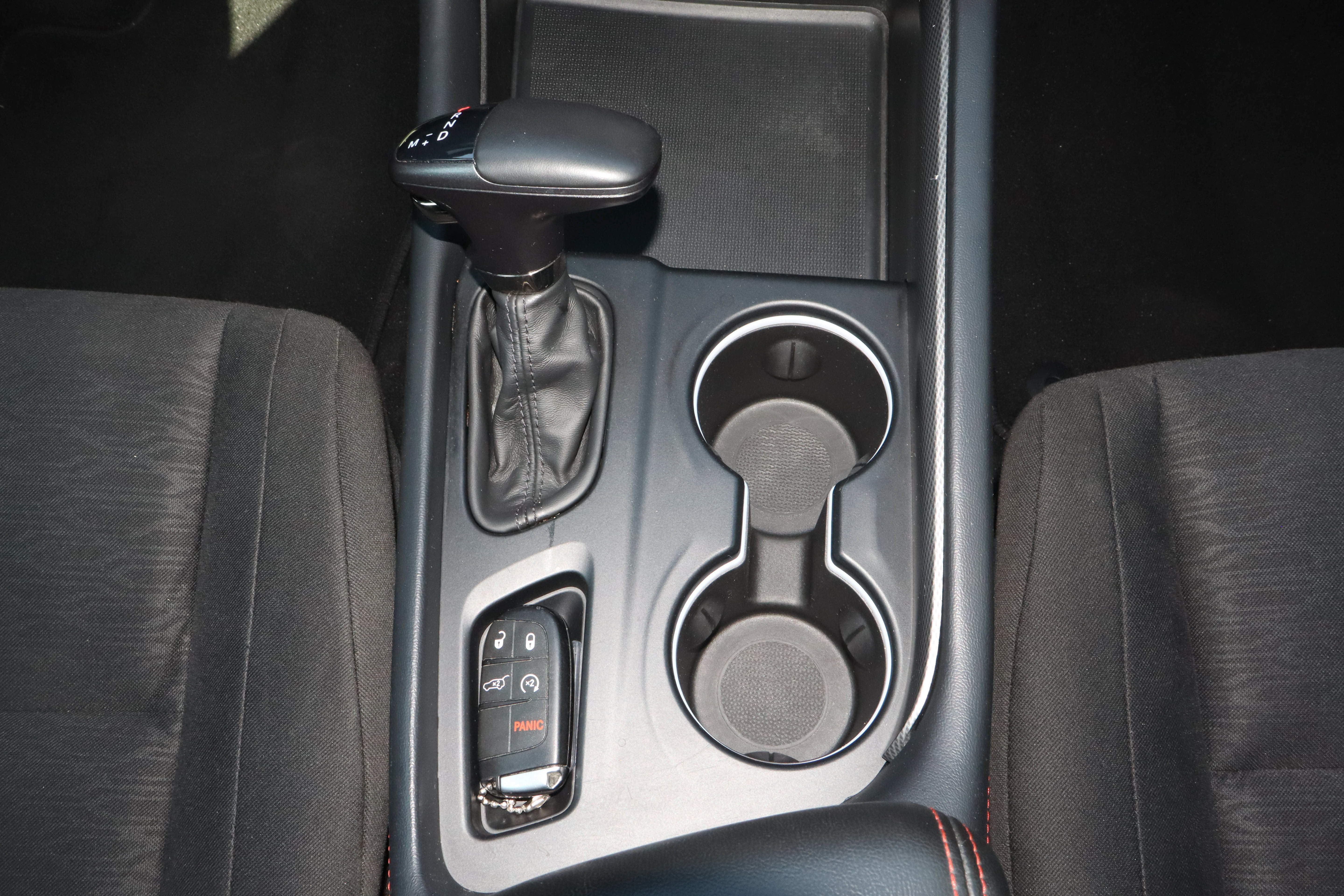 Used 2025 Dodge Durango GT AWD/4WD image 19