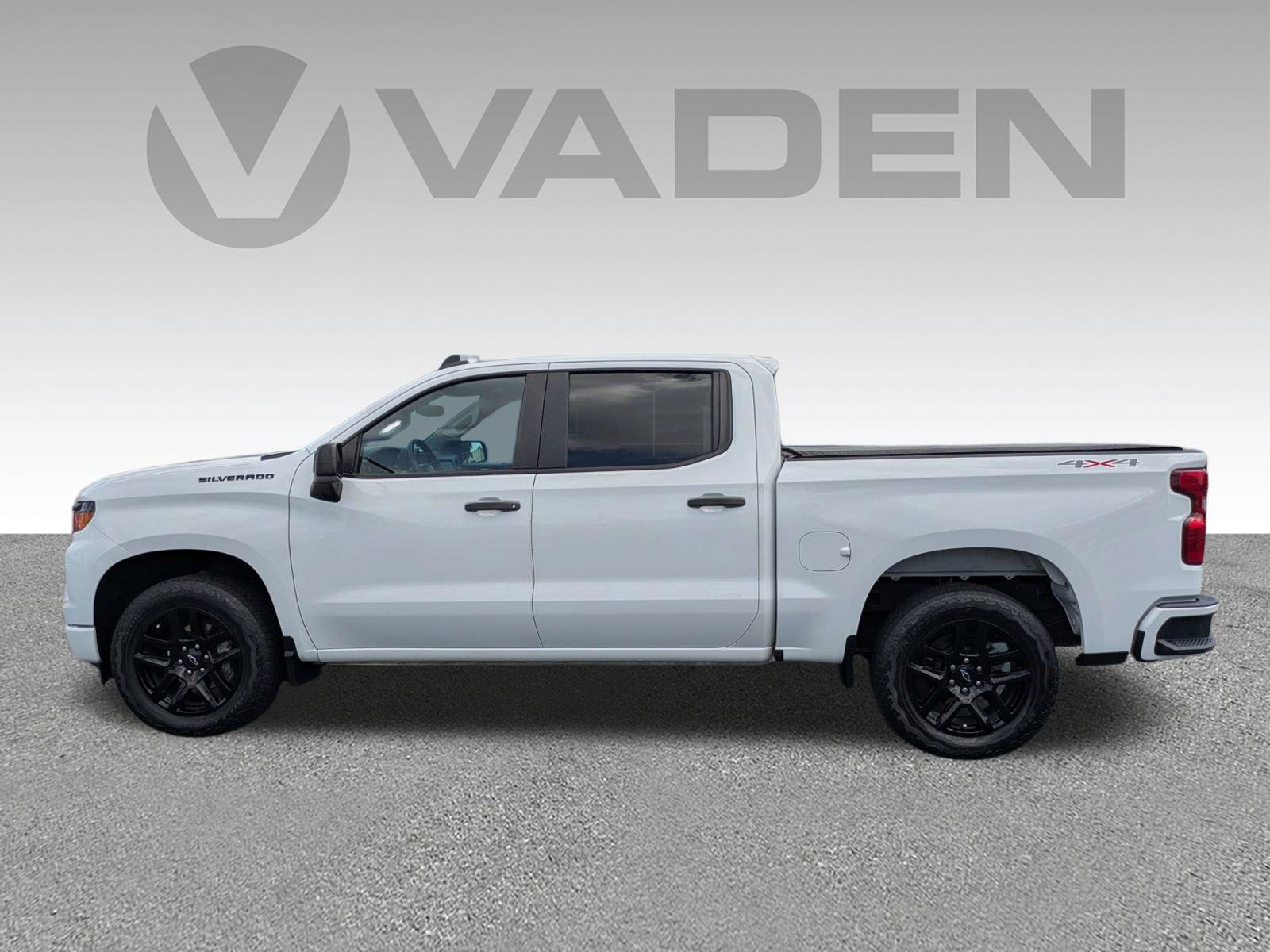 Used 2023 Chevrolet Silverado 1500 Custom w/ LPO, Dark Essentials Package AWD/4WD image 26