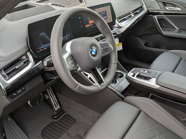 Used 2026 BMW X1 xDrive28i w/ Technology Package AWD/4WD image 3