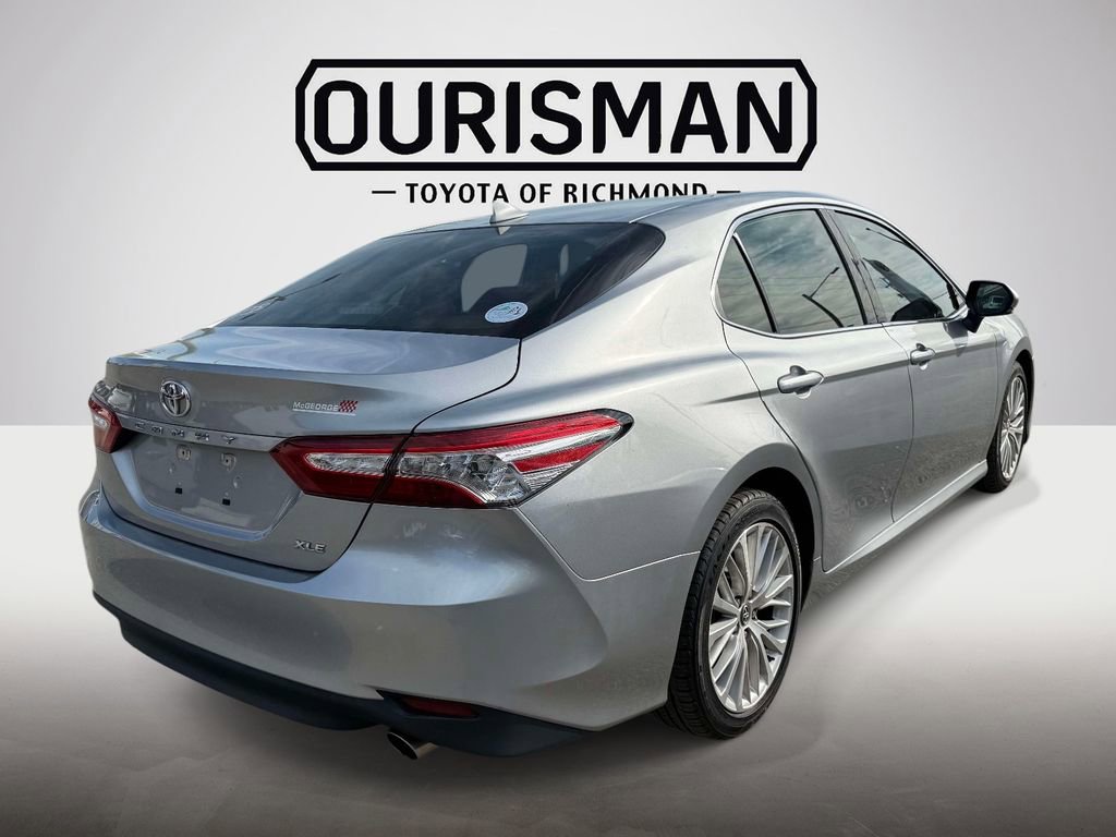 Used 2020 Toyota Camry XLE image 7