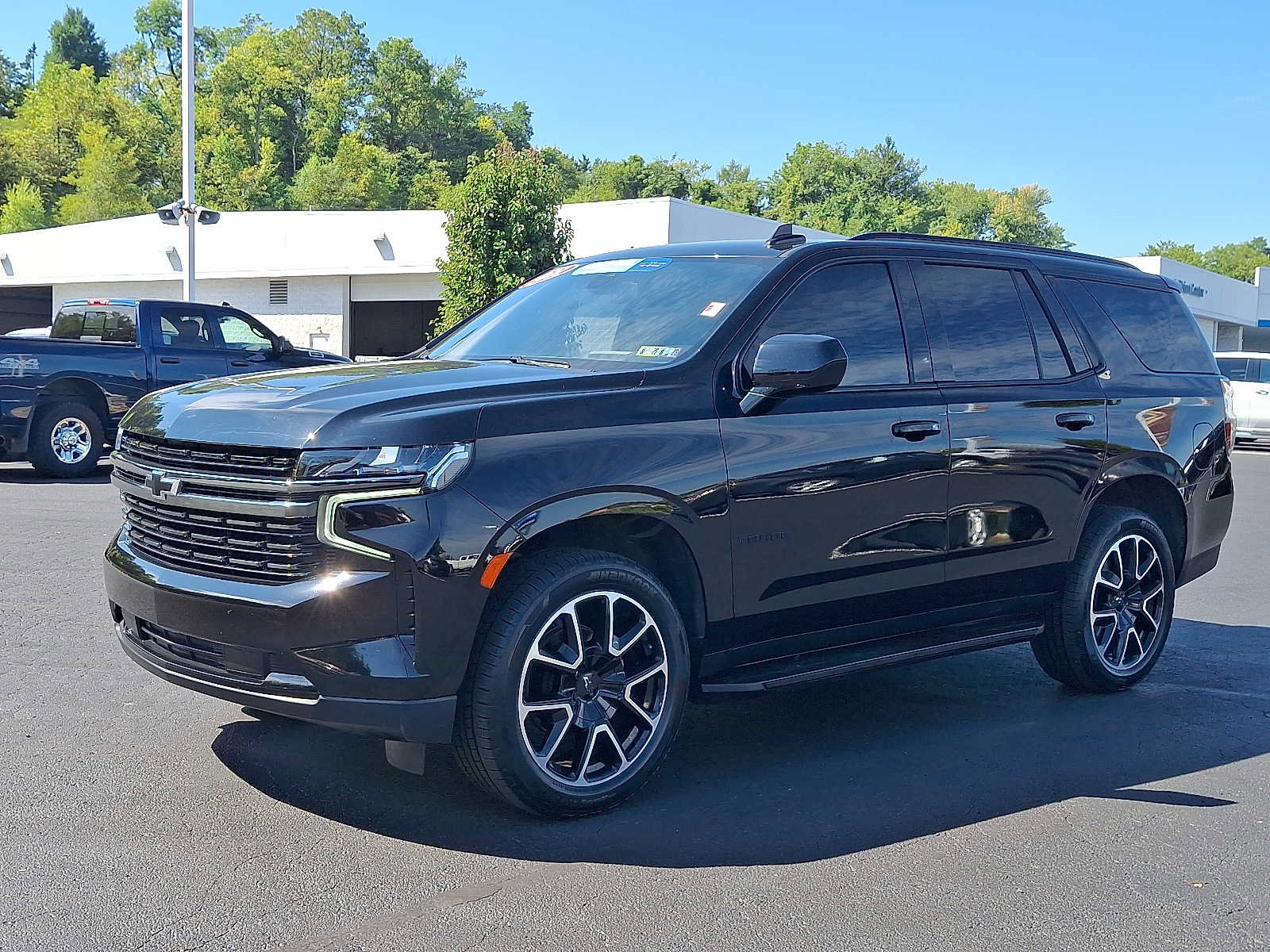 Used 2021 Chevrolet Tahoe RST image 3