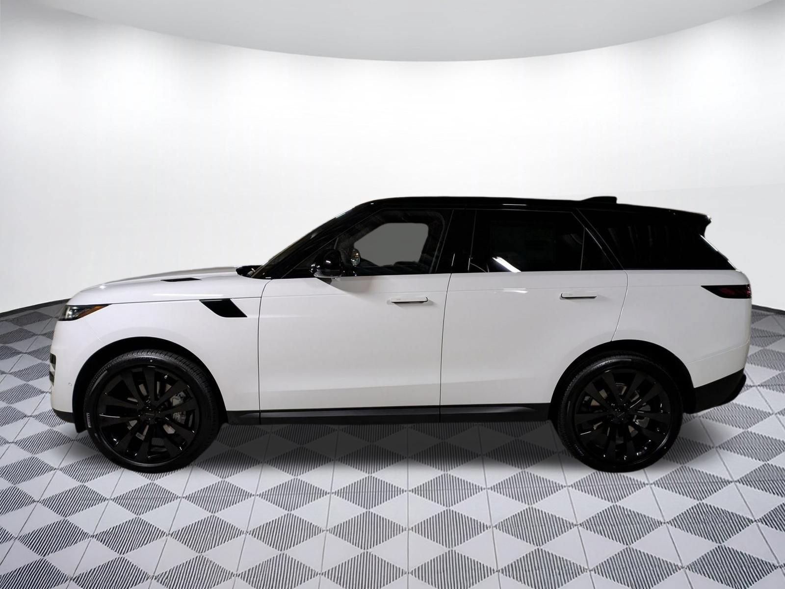 New 2026 Land Rover Range Rover Sport SE AWD/4WD image 4