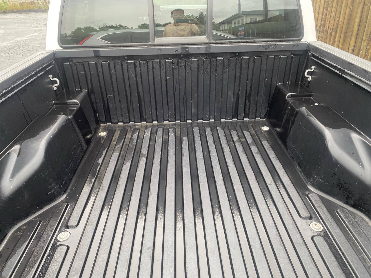 Used 2016 Toyota Tacoma SR w/ Towing Package AWD/4WD image 11