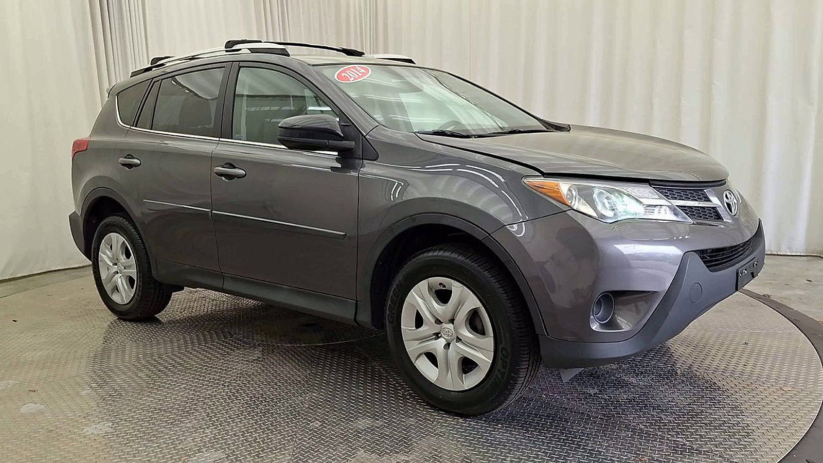 Used 2014 Toyota RAV4 LE image 5