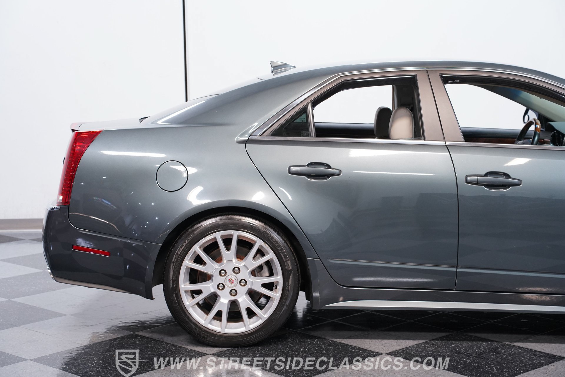 Used 2010 Cadillac CTS Performance w/ Performance Luxury Package RWD image 23