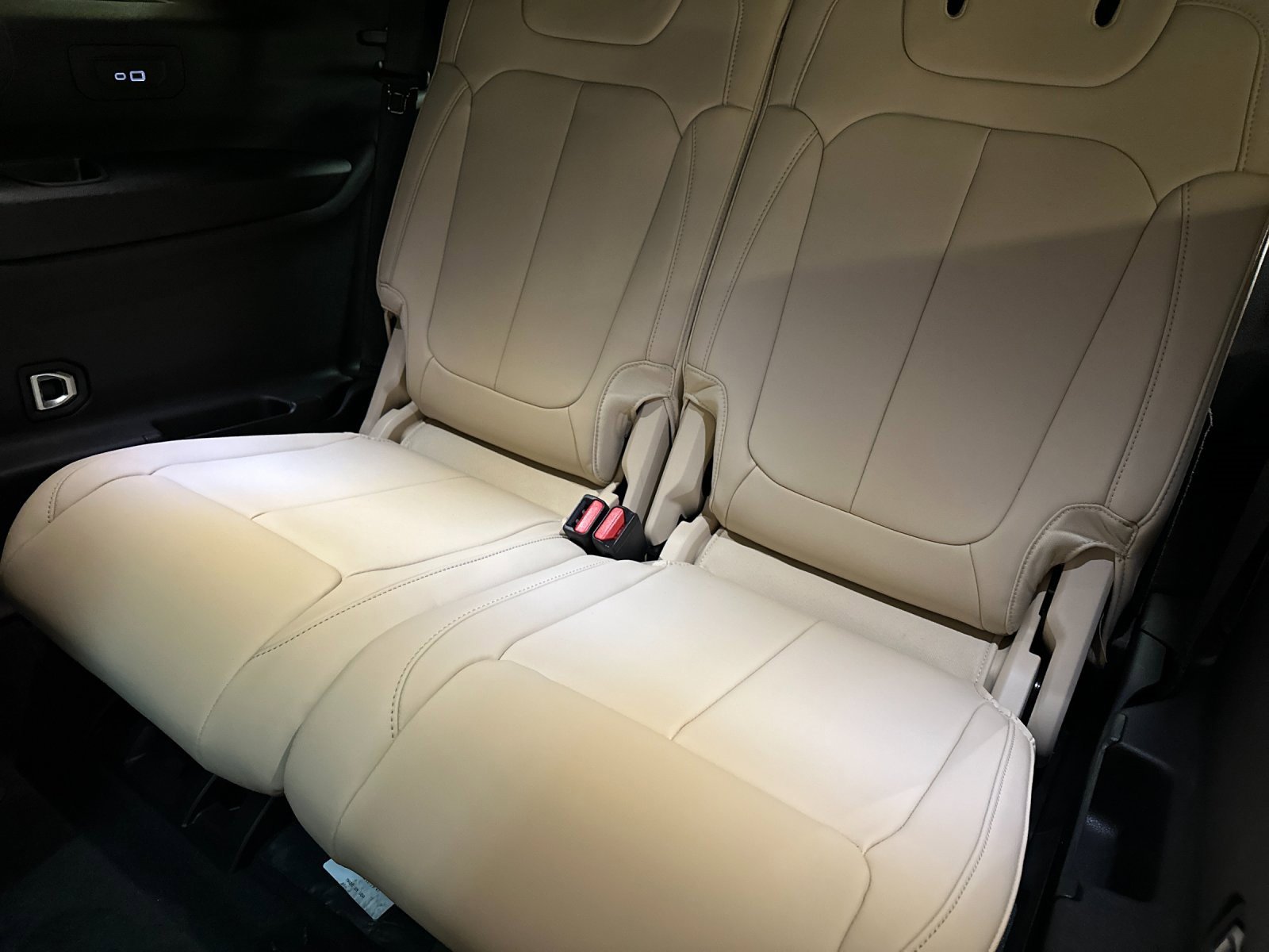 New 2025 Jeep Grand Cherokee L Limited image 14