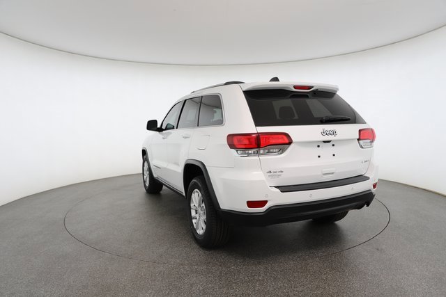 Used 2021 Jeep Grand Cherokee Laredo image 12