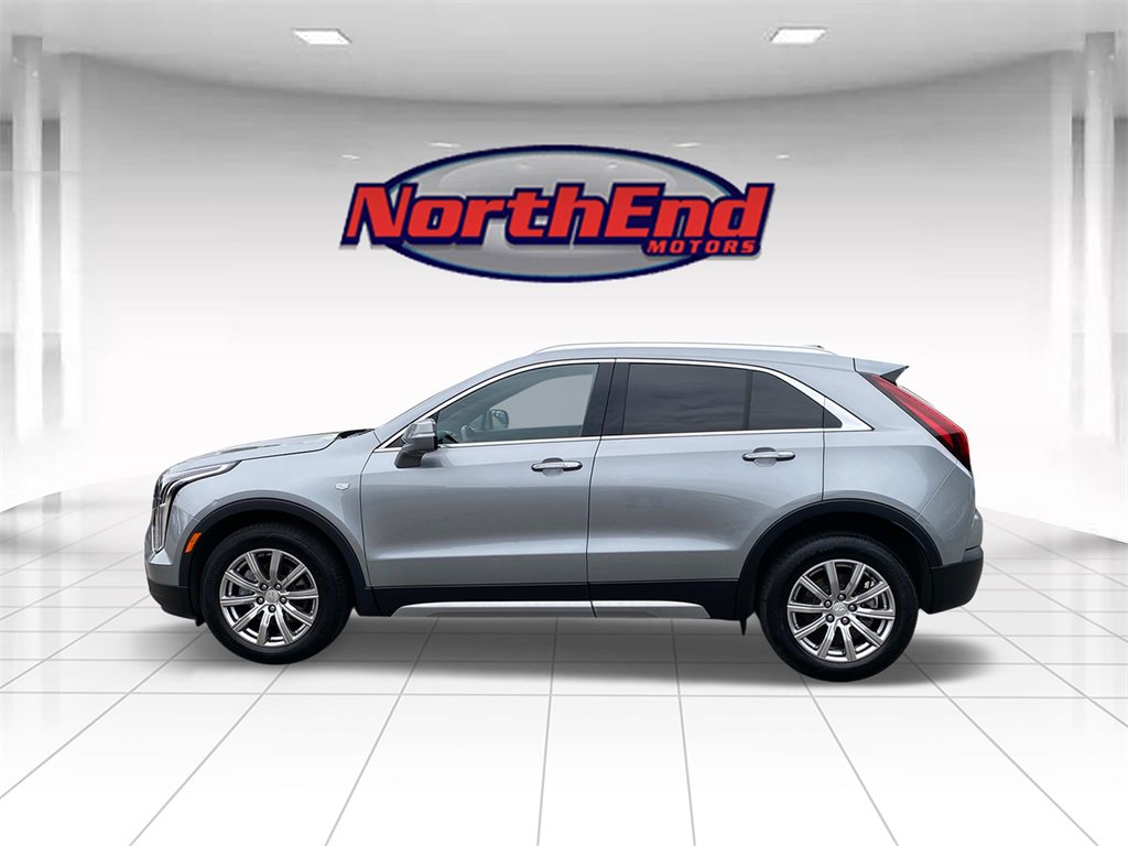 Used 2023 Cadillac XT4 Premium Luxury w/ Cold Weather Package image 4