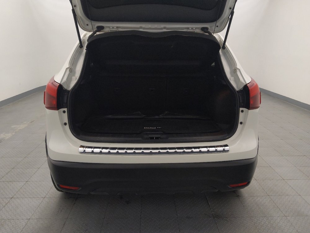 Used 2019 Nissan Rogue Sport S w/ Appearance Package image 29