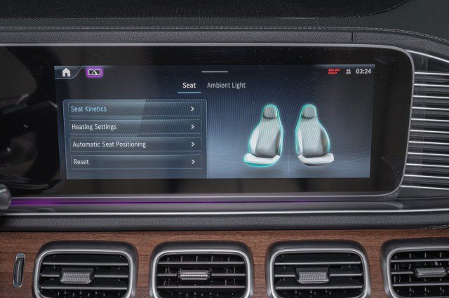 New 2026 Mercedes-Benz GLS 450 4MATIC image 18