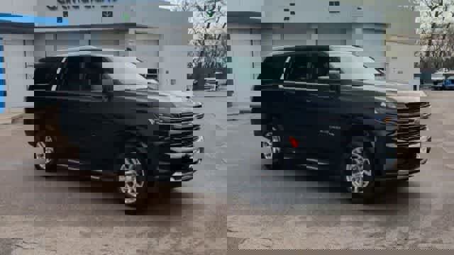 Certified 2021 Chevrolet Suburban LT image 2