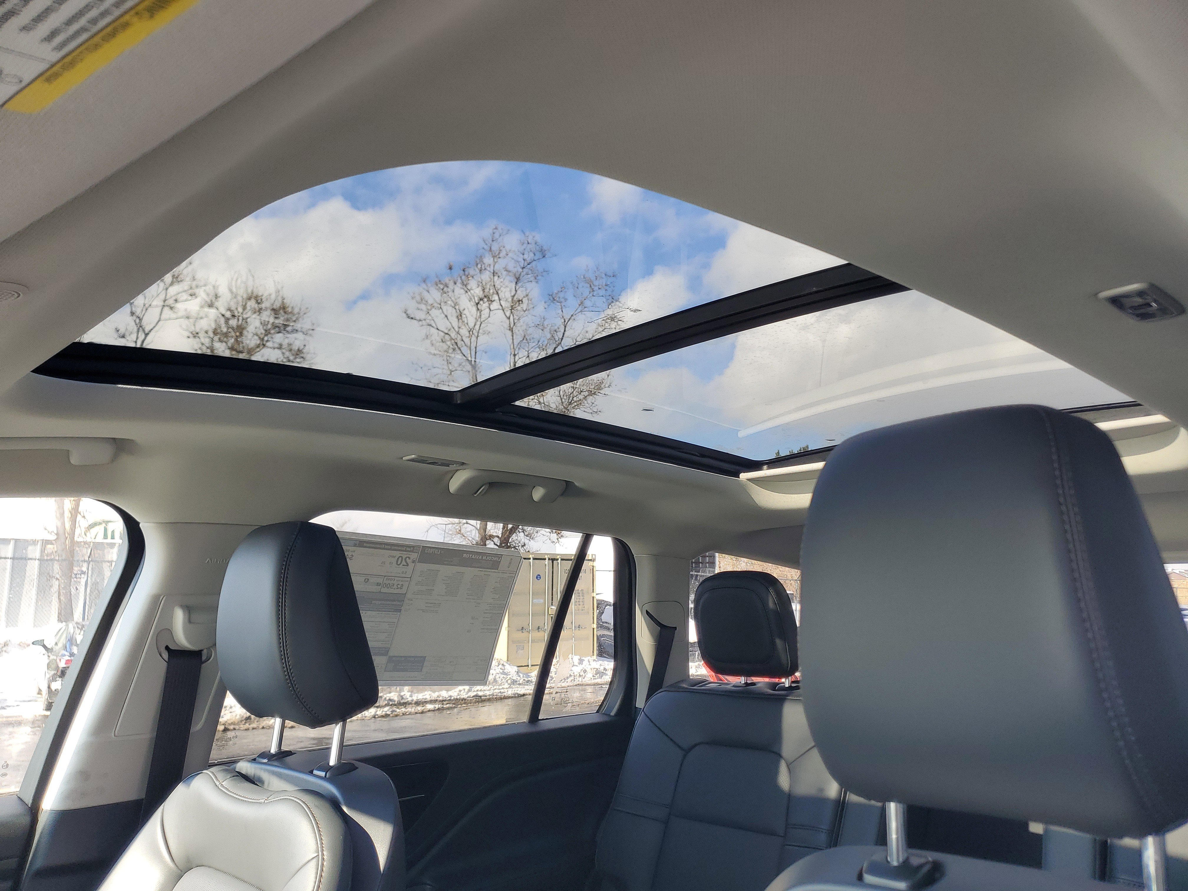 New 2026 Lincoln Aviator AWD image 10