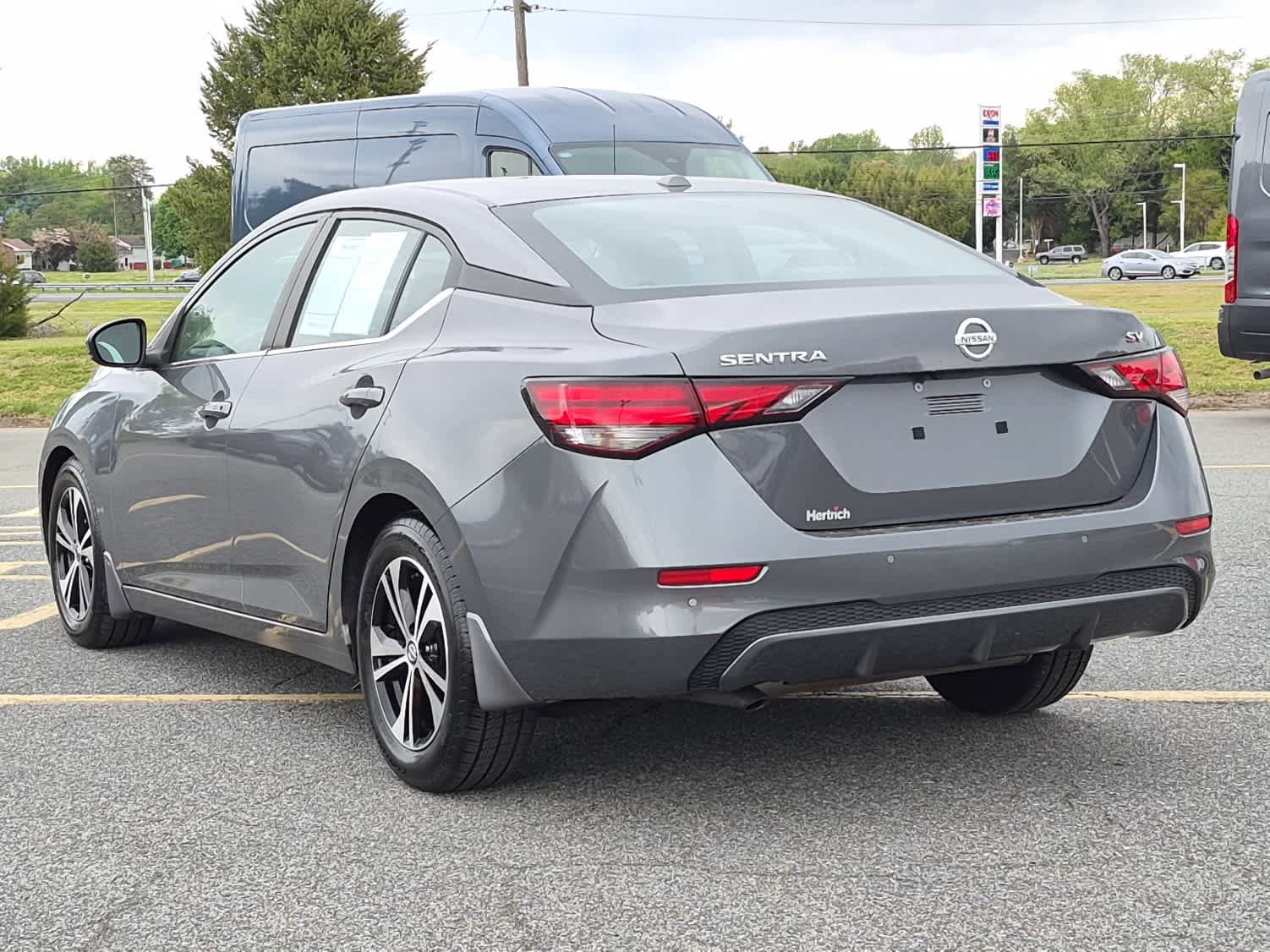 Used 2020 Nissan Sentra SV FWD image 4
