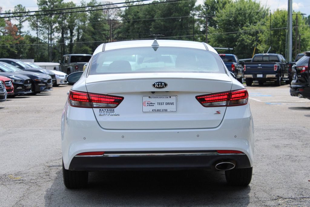 Used 2018 Kia Optima S FWD image 7
