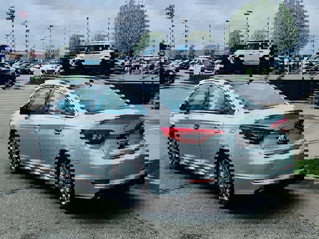 Used 2015 Hyundai Sonata Limited w/ Option Group 05 image 4