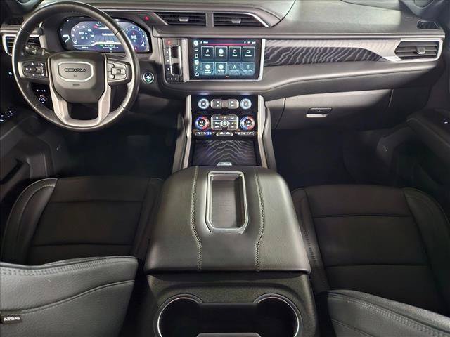 Used 2022 GMC Yukon Denali AWD/4WD image 16