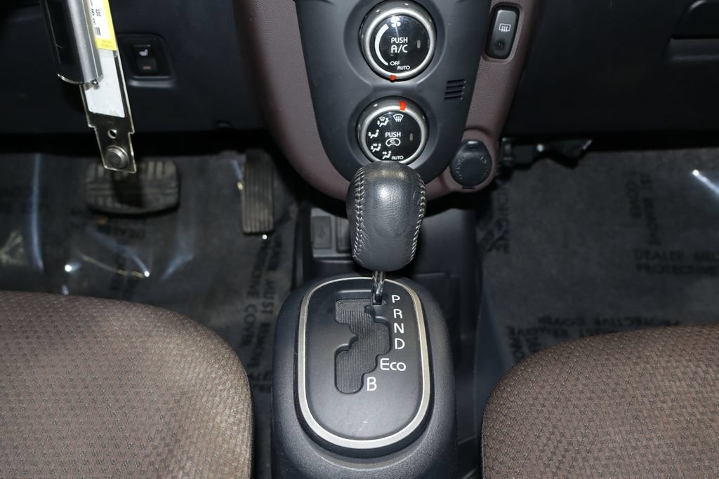 Used 2012 Mitsubishi i RWD image 26