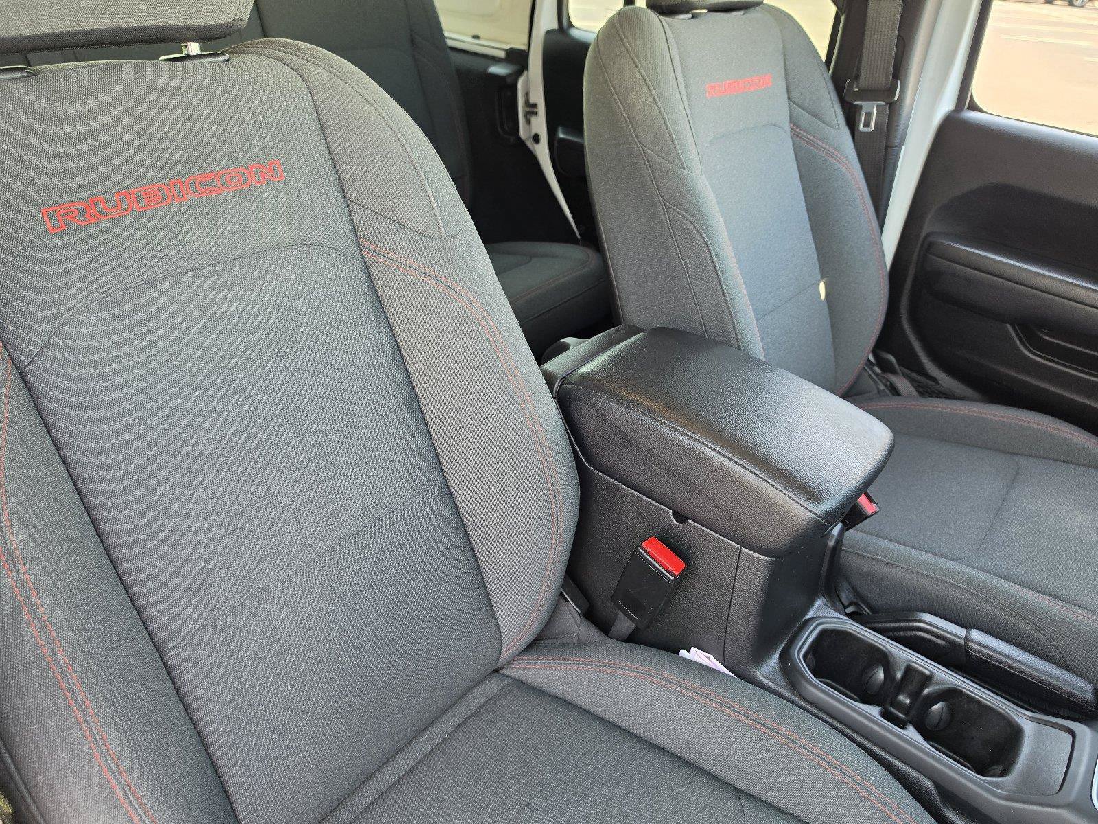Used 2024 Jeep Wrangler Unlimited Rubicon AWD/4WD image 30