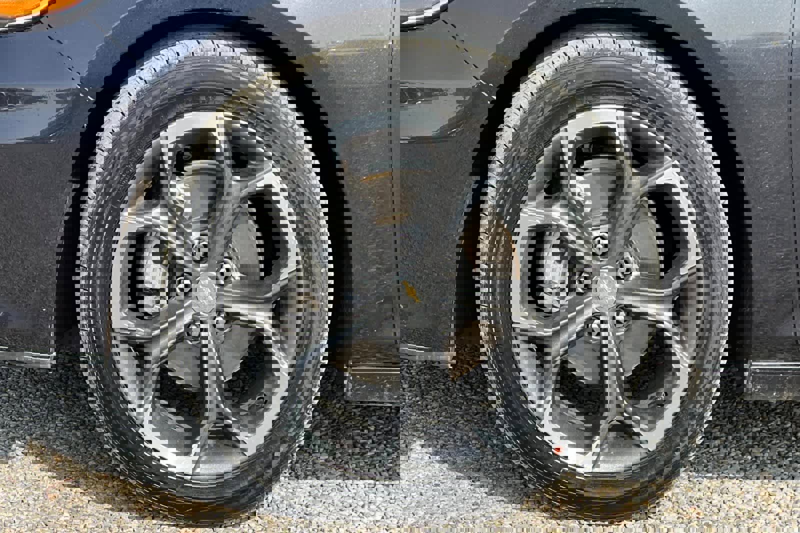 Used 2023 Chevrolet Malibu LT image 35