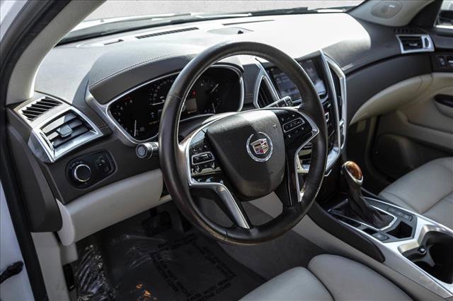 Used 2016 Cadillac SRX Luxury w/ Driver Awareness Package image 10