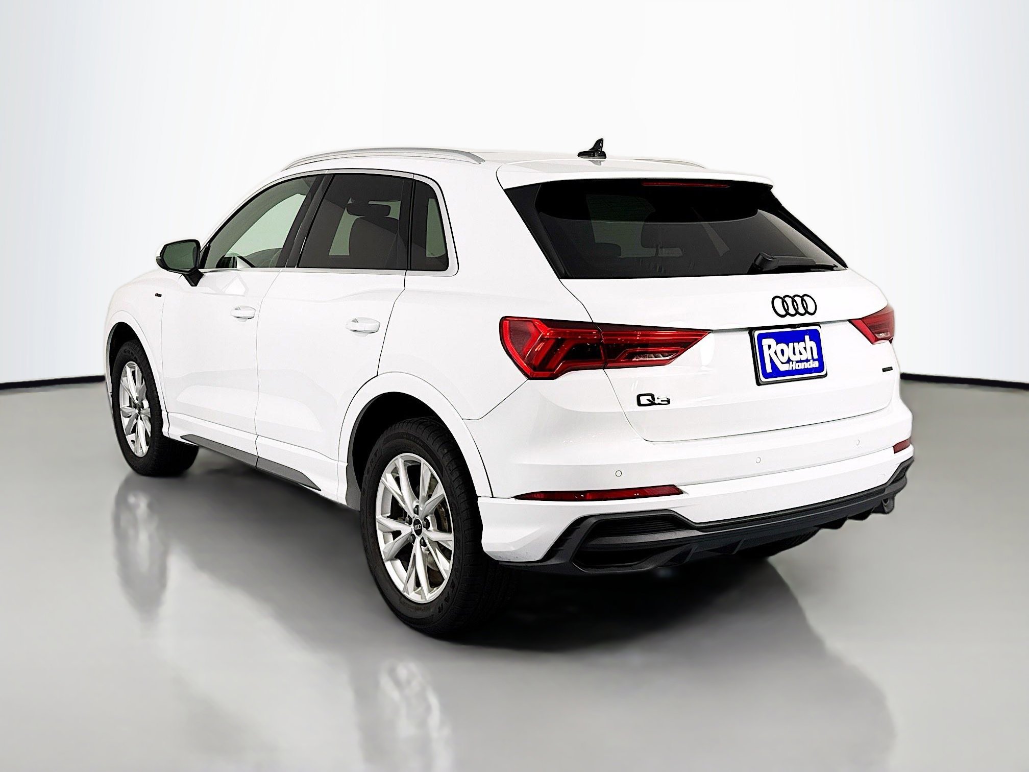 Used 2023 Audi Q3 2.0T Premium image 7