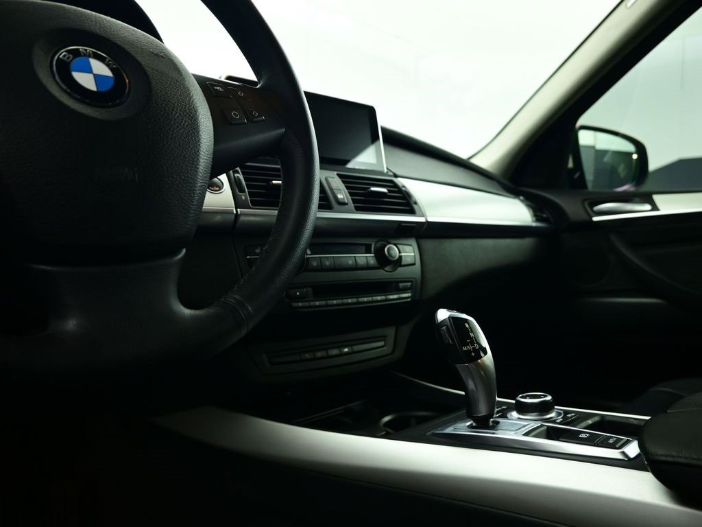 Used 2012 BMW X5 xDrive35i image 25
