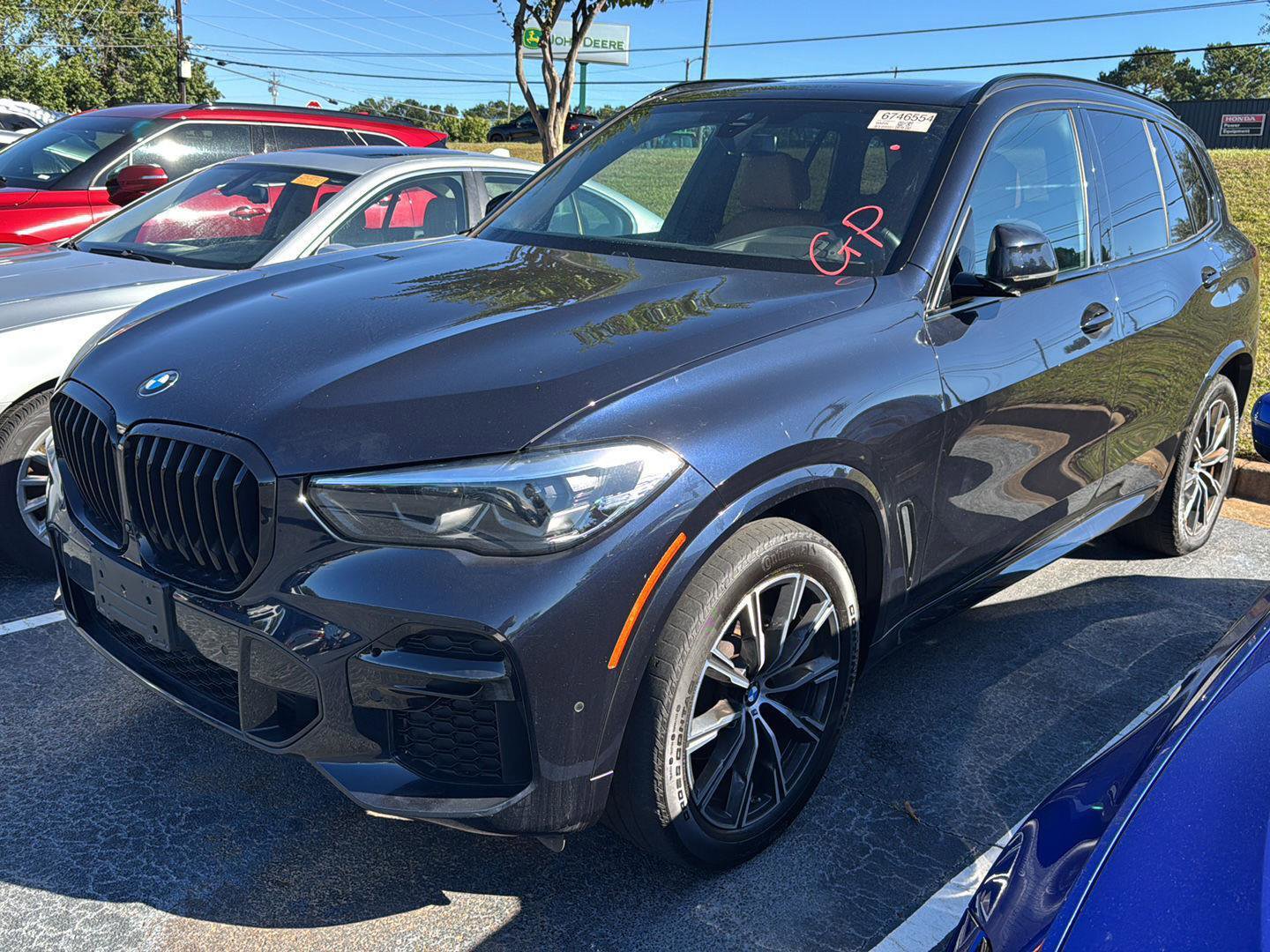 Used 2022 BMW X5 xDrive40i w/ M Sport Package