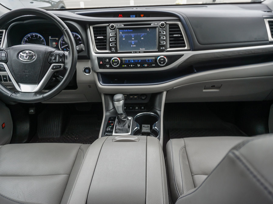 Used 2019 Toyota Highlander Limited AWD/4WD image 15