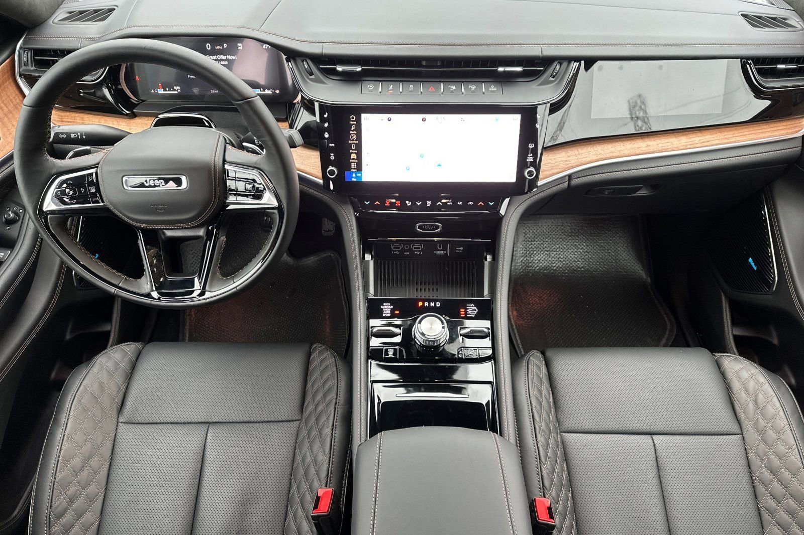 New 2026 Jeep Grand Cherokee Summit image 13