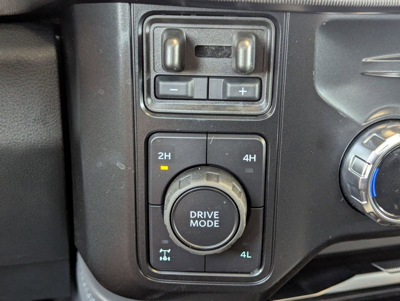 New 2026 Ford F250 Platinum image 31