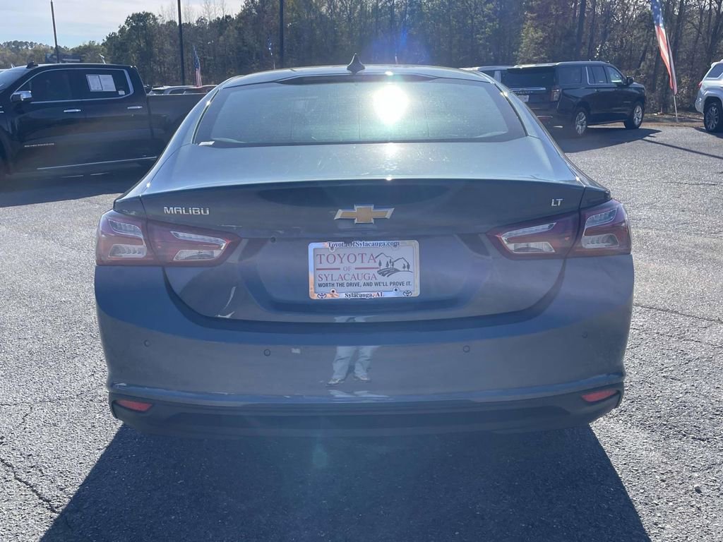 Used 2024 Chevrolet Malibu LT image 3
