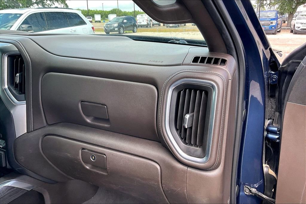 Used 2019 Chevrolet Silverado 1500 LTZ w/ LTZ Premium Package RWD image 23