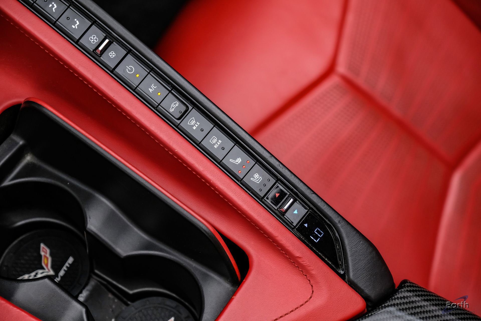 Used 2020 Chevrolet Corvette Stingray Premium Cpe w/ 3LT Preferred Equipment Group image 71