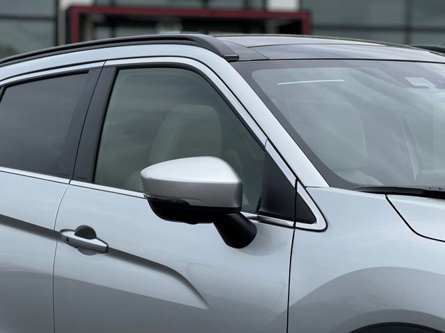 New 2025 Mitsubishi Eclipse Cross SEL image 4