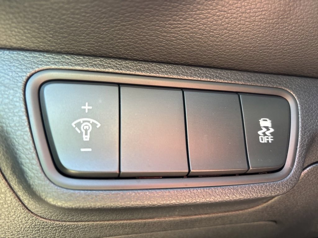 Certified 2023 Kia Forte LXS FWD image 33