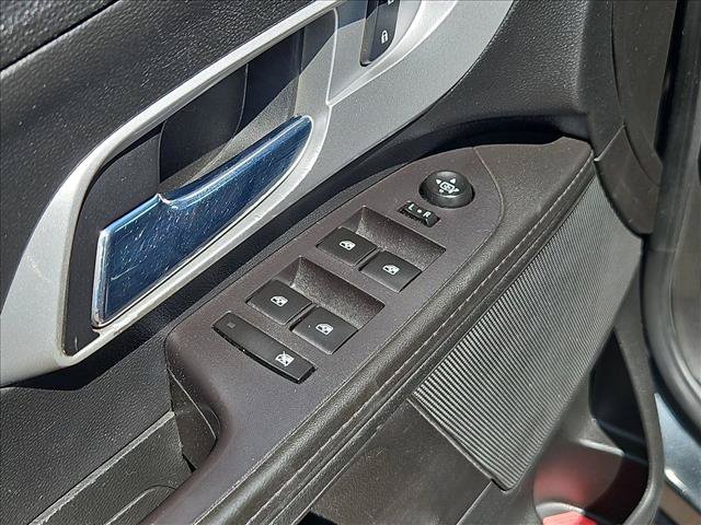 Used 2017 Chevrolet Equinox LS AWD/4WD image 10