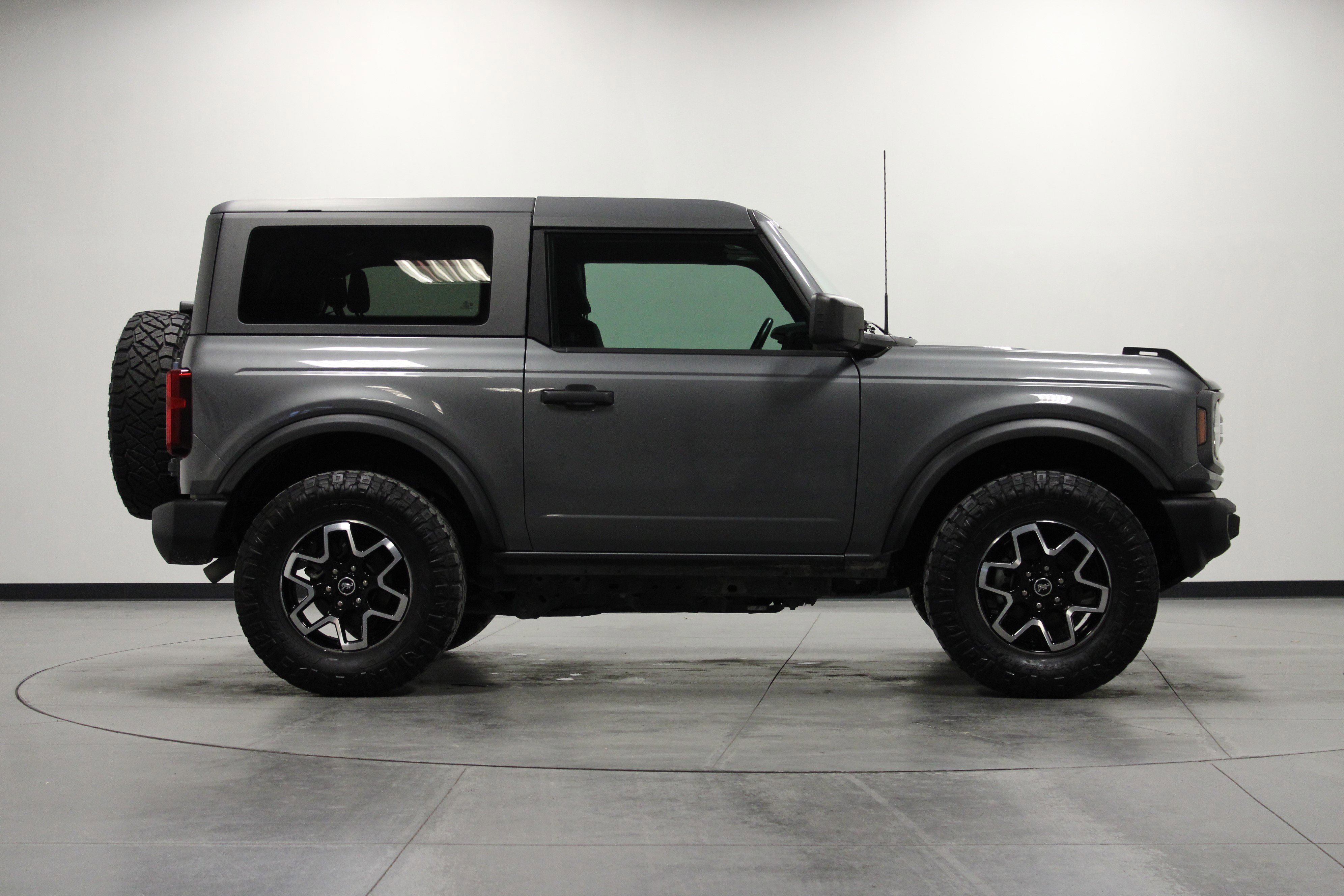 Used 2022 Ford Bronco Big Bend image 3