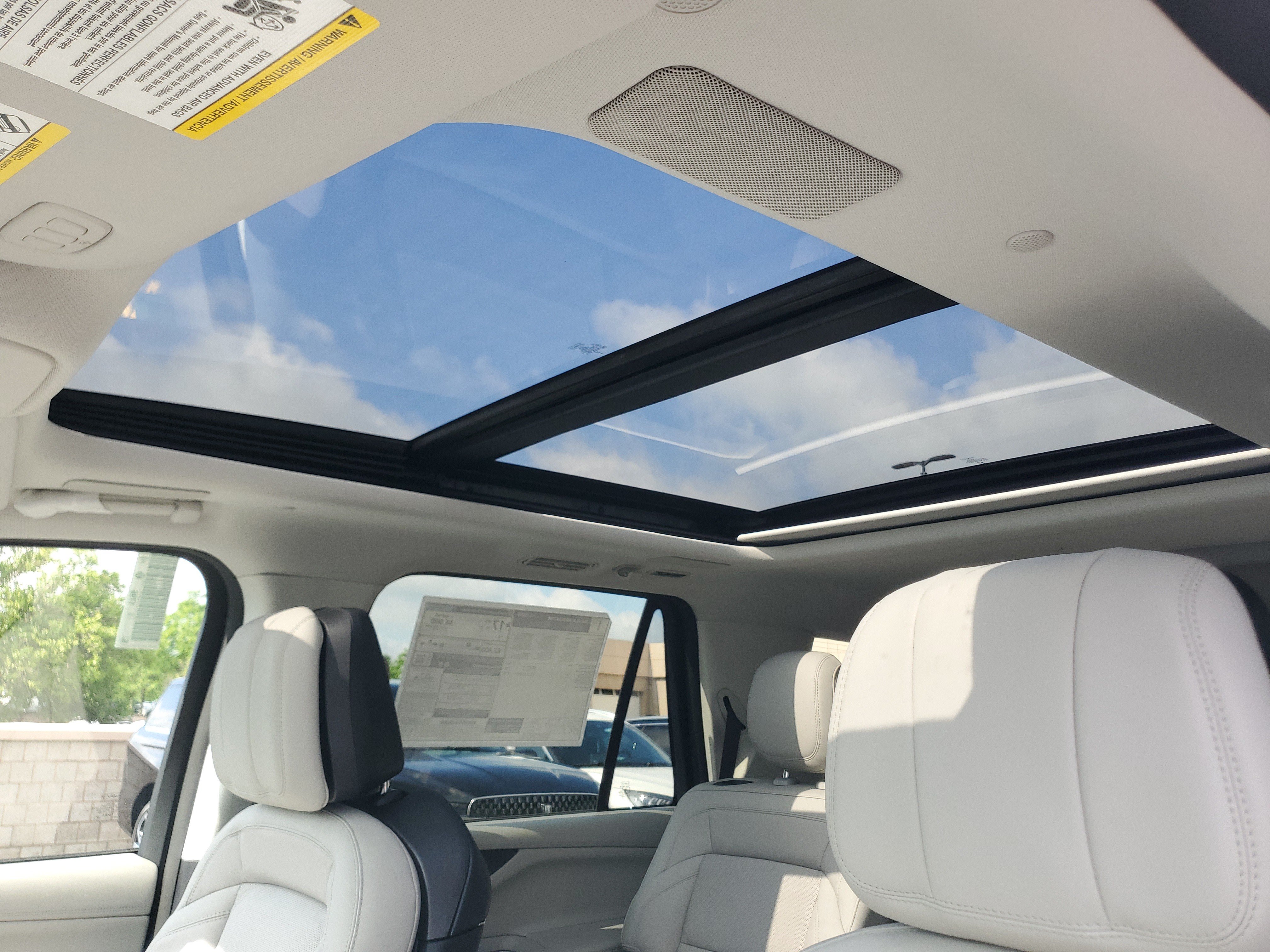 New 2026 Lincoln Navigator Reserve w/ Jet Appearance Package AWD/4WD image 11