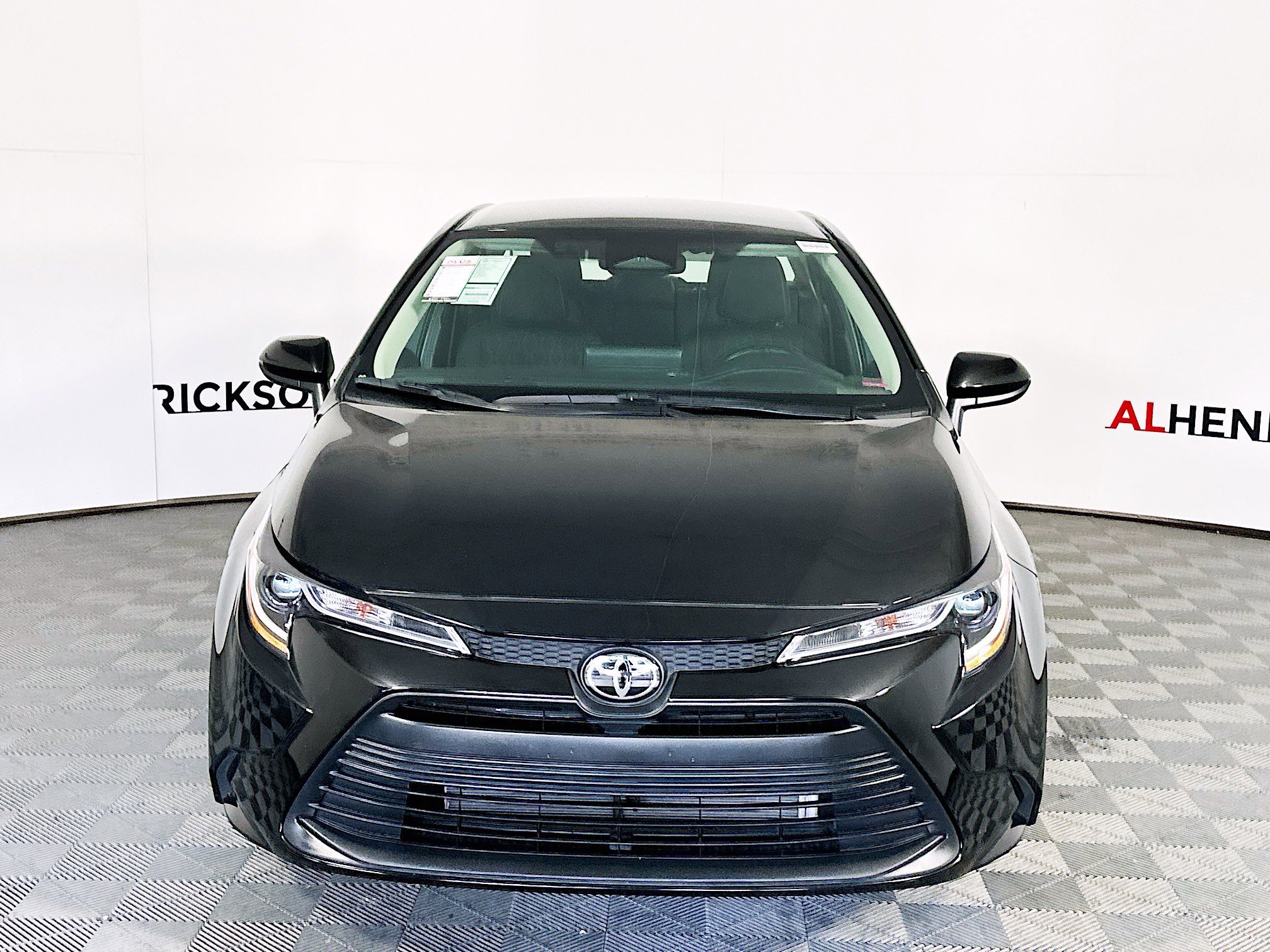 Used 2024 Toyota Corolla LE image 8