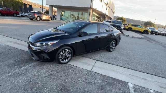 Used 2024 Kia Forte LXS image 4