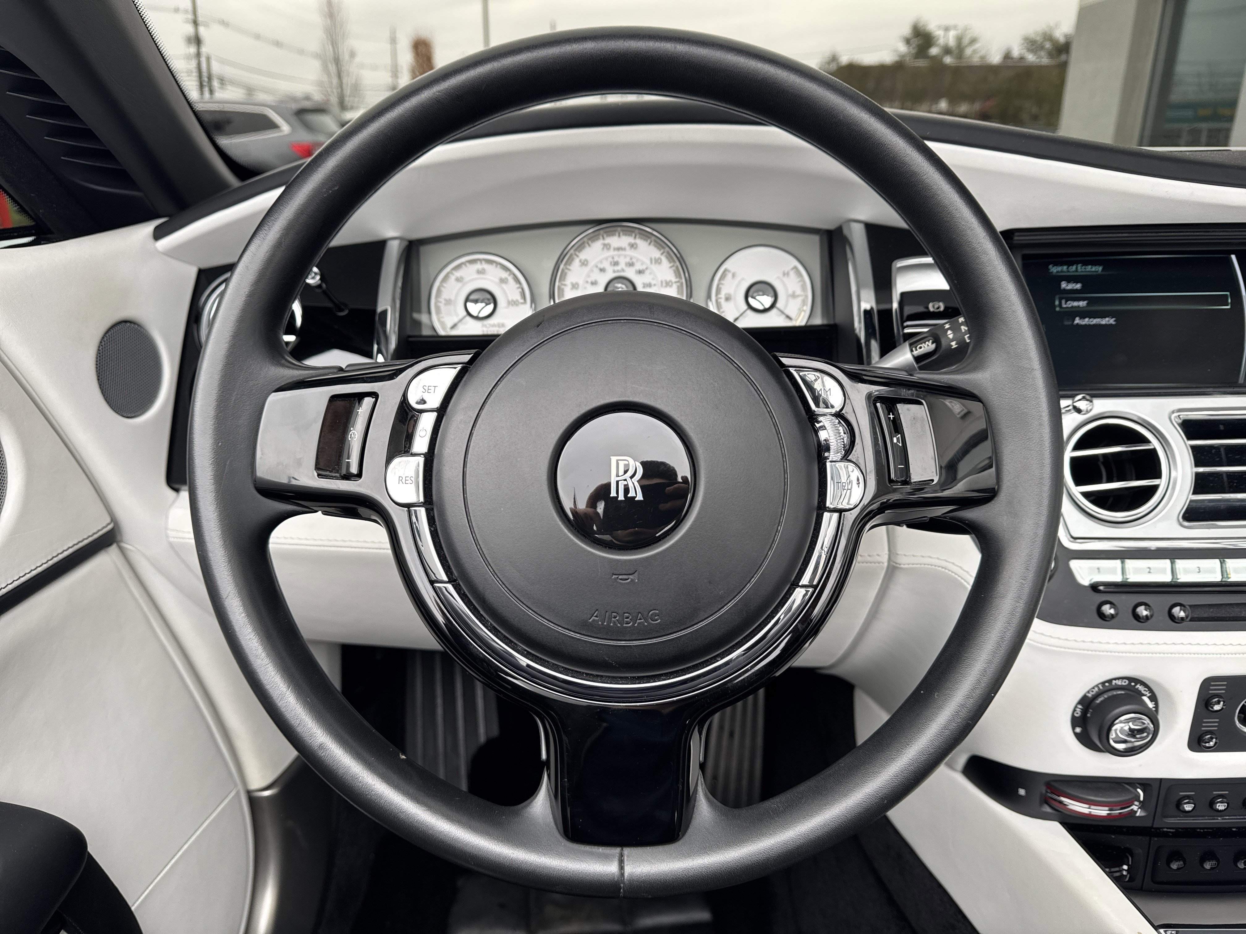Certified 2021 Rolls-Royce Dawn image 18