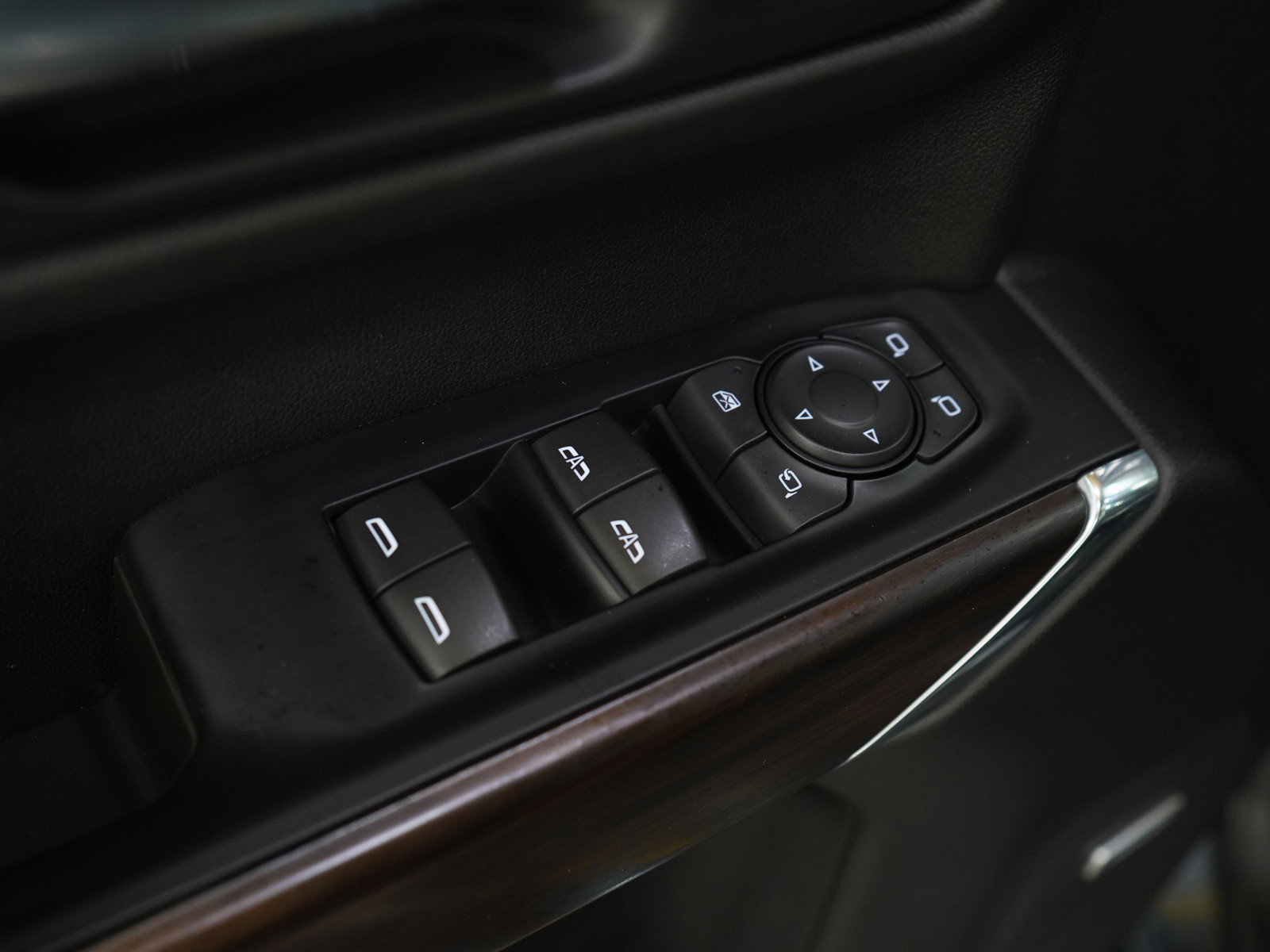 Used 2020 GMC Sierra 1500 SLT w/ SLT Premium Plus Package AWD/4WD image 18