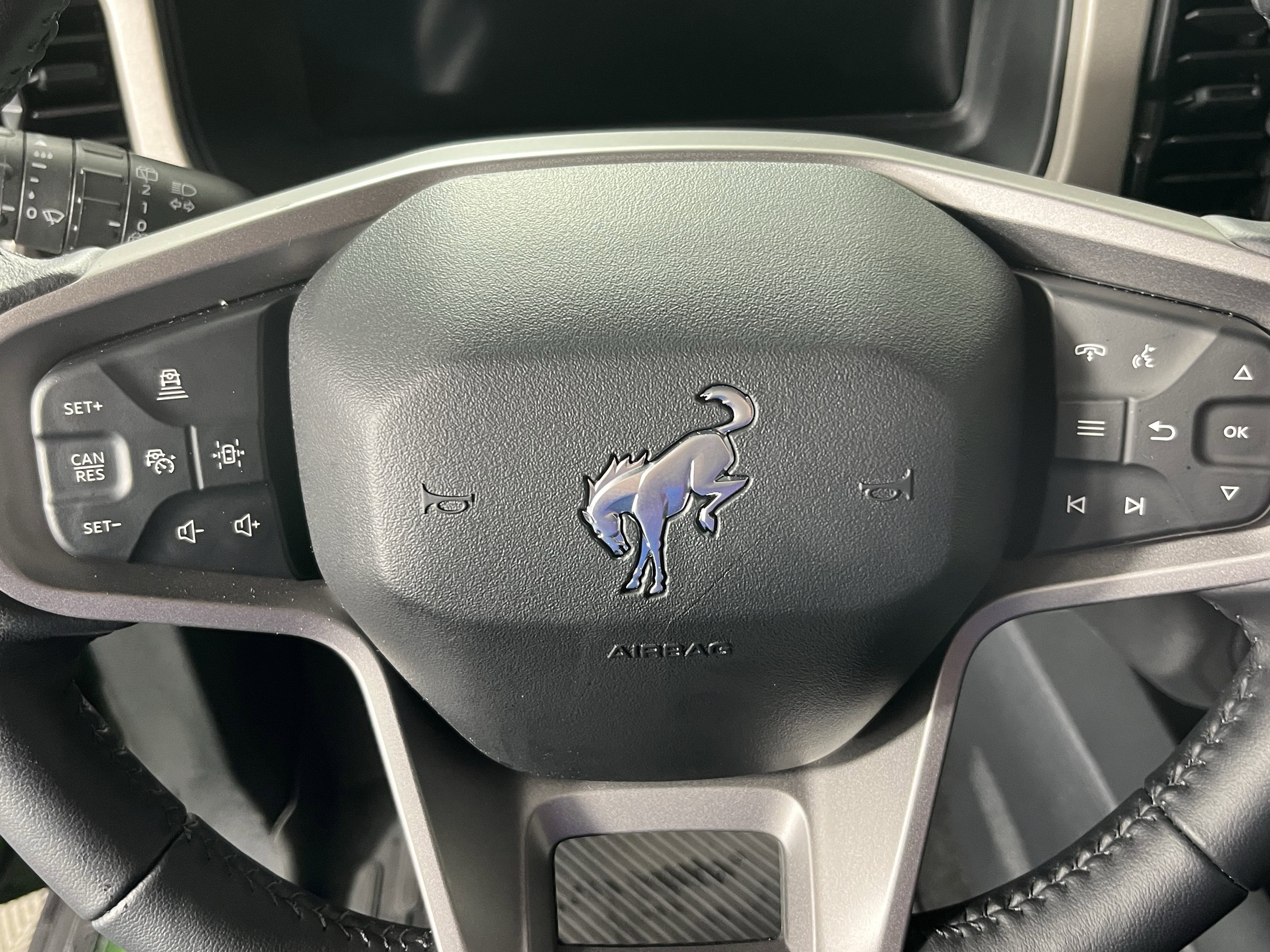 Used 2025 Ford Bronco Outer Banks image 18