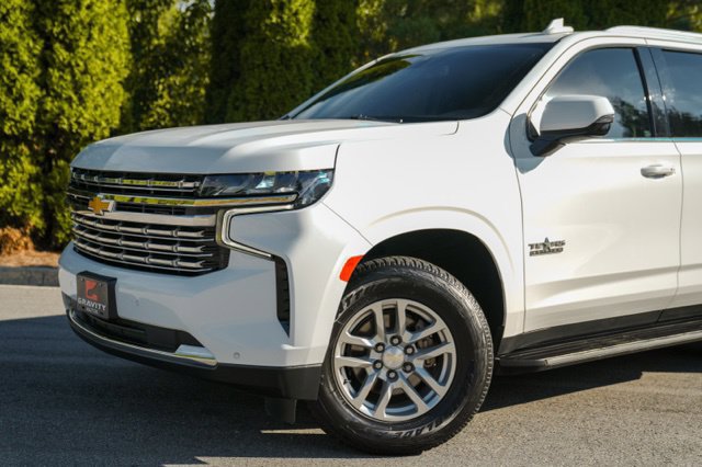 Used 2021 Chevrolet Tahoe LT w/ Luxury Package RWD image 3