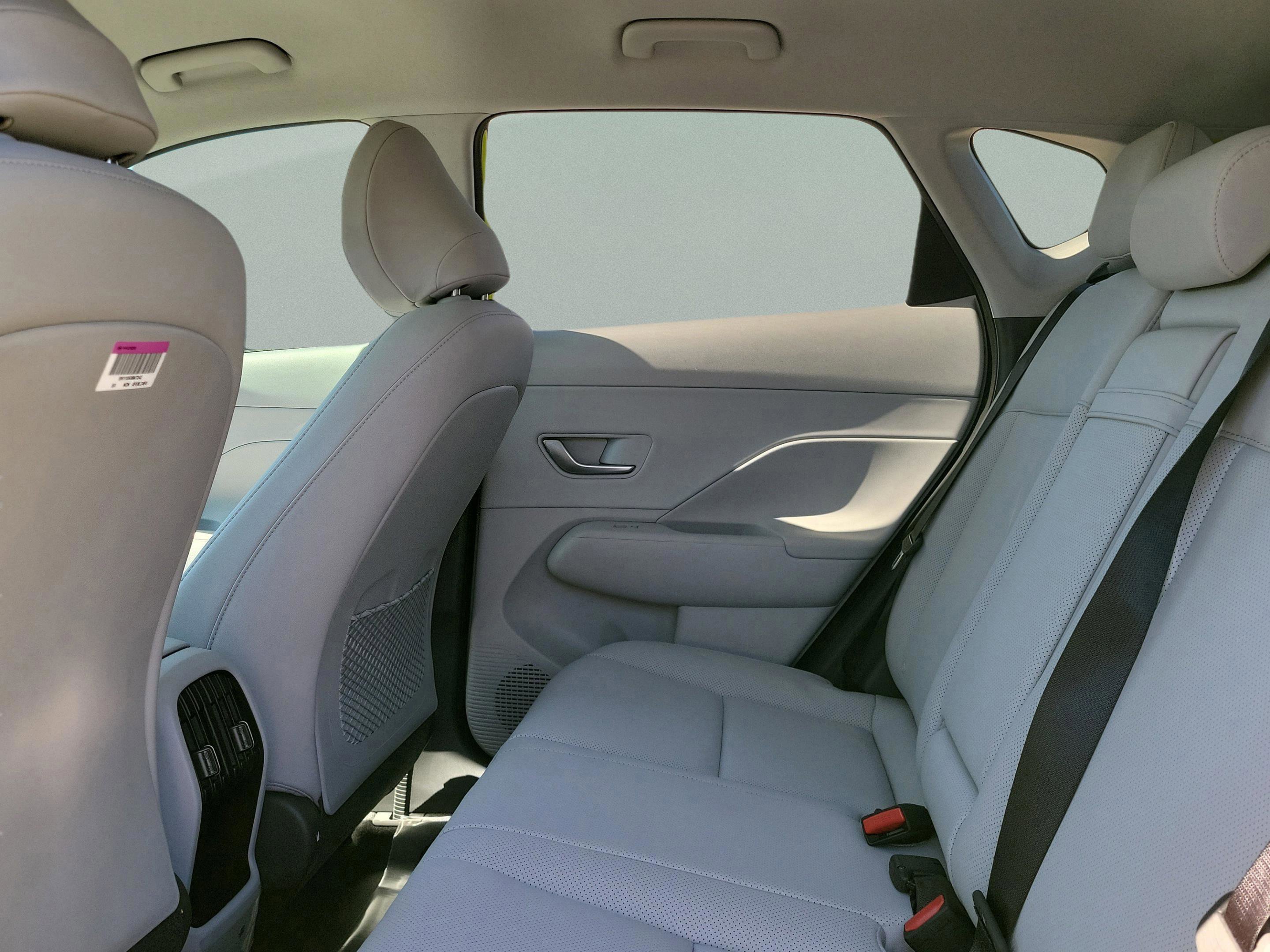 New 2026 Hyundai Kona SEL Premium image 32