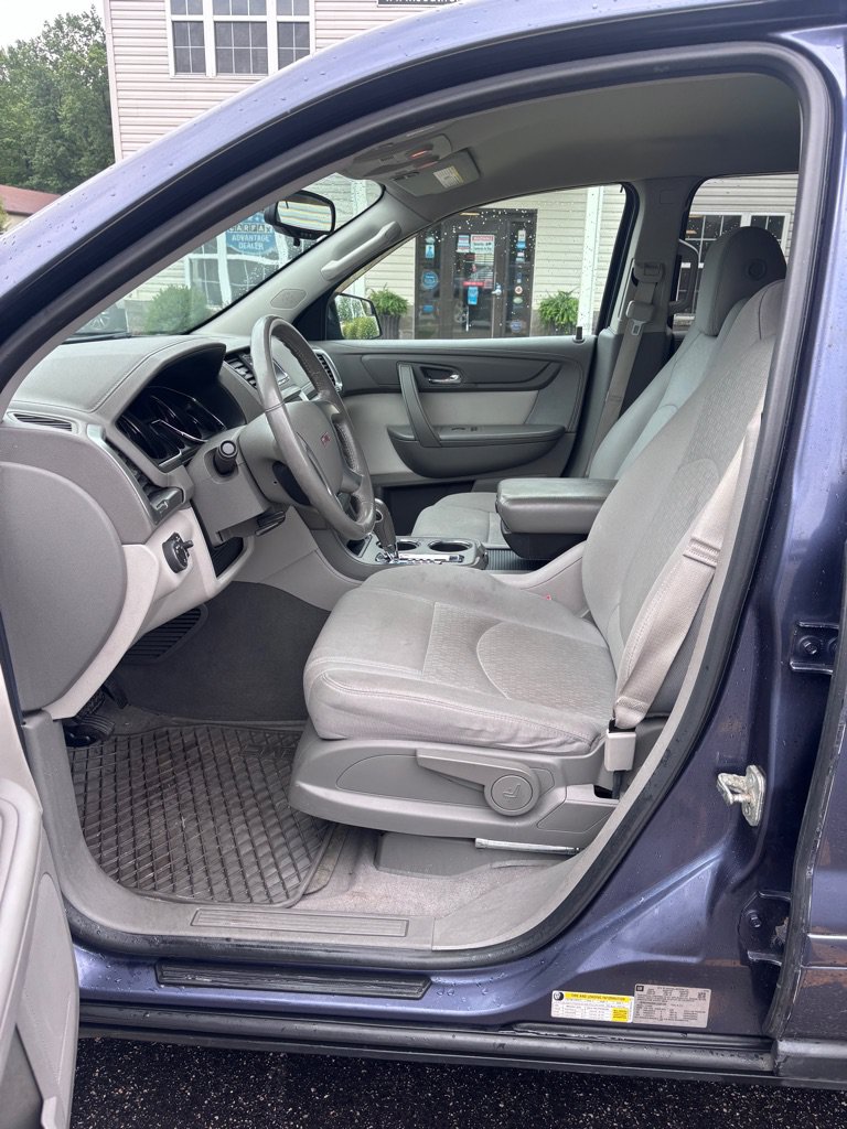 Used 2014 GMC Acadia SLE AWD/4WD image 9