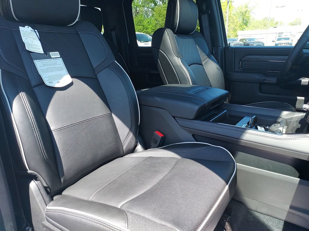 New 2026 RAM 2500 Limited AWD/4WD image 31