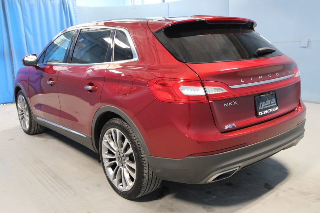 Used 2016 Lincoln MKX Reserve w/ Driver Assistance Package image 31