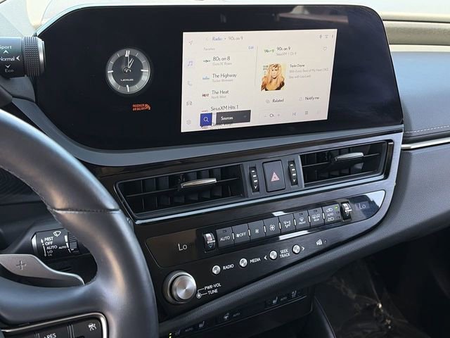 Used 2023 Lexus ES 350 w/ Premium Package image 27
